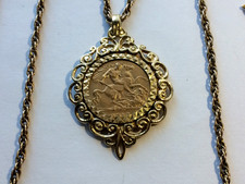 22CT HALF SOVEREIGN COIN & 9CT