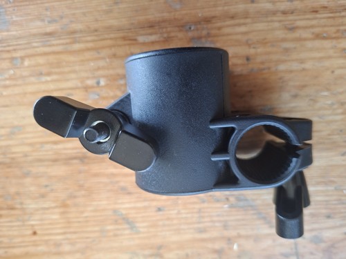 Alesis nitro drums mount - alesis,