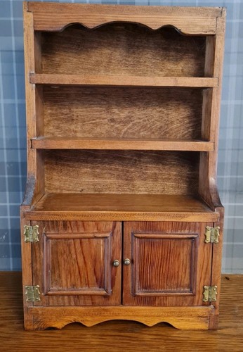 Vintage wooden display - vintage, case
