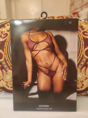 Ann summers lilyana crotchless - lilyana,