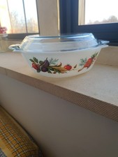 VINTAGE 20cm PYREX WHITE