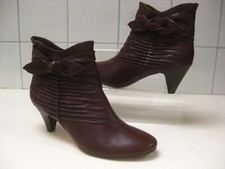 CLARKS ANKLE BOOTS burgundy purple leather KOLA NUT pixie 39.5 bootie mid heel