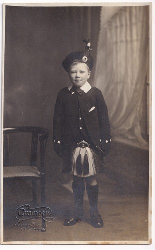 Aberdeen scottish boy - boy, kilt