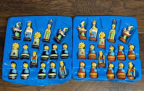 Simpsons chess set 2002 matt - simpsons,