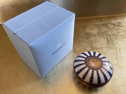Wedgwood hidden treasures - wedgwood,