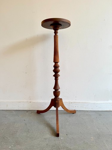 Vintage wooden plant - plant, stand