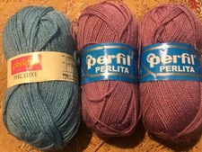 Perfil Perlita 2 x 50 g balls shade 571 plus Phil Luxe 1 x 50 gm shade 42