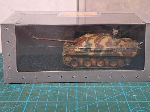 Atlas editions tank - atlas,