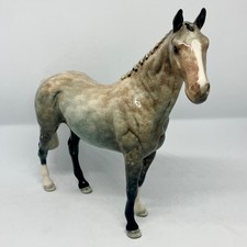 Beswick Horse H260 Strawberry Roan Hunter Figurine Gloss Finish Made in England