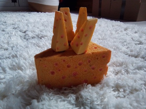 Vintage cheese shape knives - vintage,