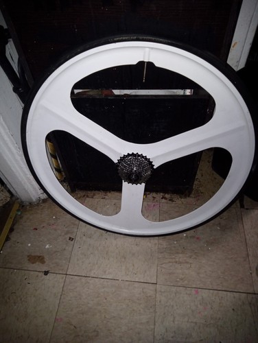 700c rear back tri - rear,