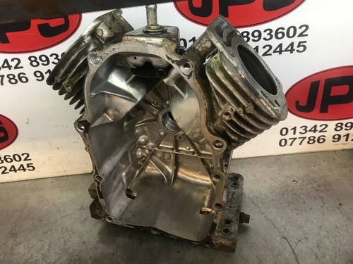 Bare crankcase briggs - crankcase, x