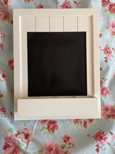 White wooden blackboard shabby - white,