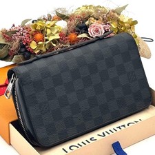 Louis Vuitton Damier Graphite