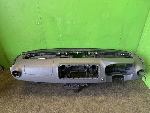 Mercedes sprinter dash - mercedes,