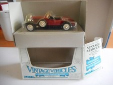 ERTL 2542 1930 Packard Boattail Speedster 1:43 in blister Pack+ box + Leaflet