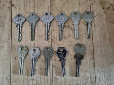 Vintage AA Members Keys And