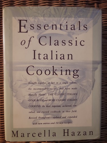 Essentials classic italian - of,