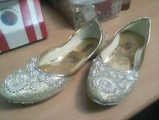 NICE GOLD INDIAN LADIES LEATHER WEDDING  PARTY KHUSSA SHOES FLATS,SIZE 4,NEW