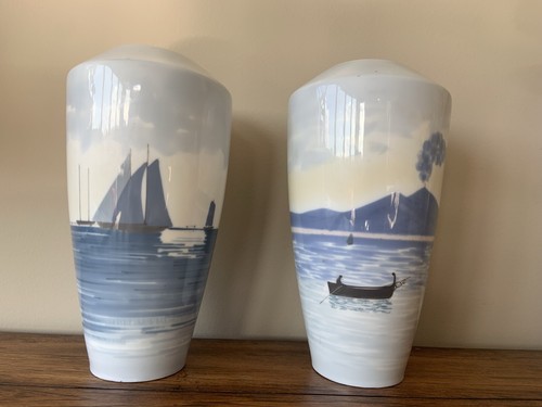 Metzler ortloff vases - &,