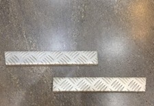 A PAIR BRAND NEW 3mm CHEQUER