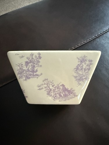 Vintage laura ashley bulb - ashley,