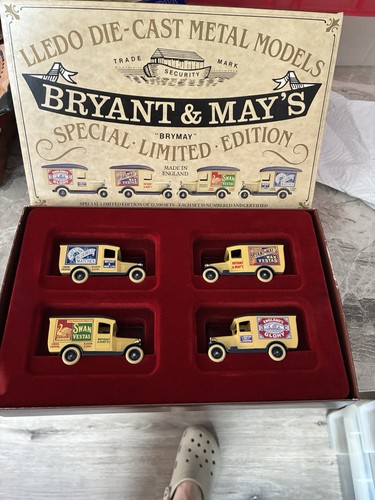 Lledo bryant may - bryant, &
