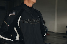 MLES2336 GENUINE TRIUMPH