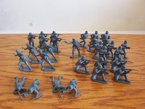 Vintage airfix scale - 1/32,