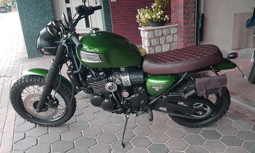 Triumph thunderbird 900 sport - triumph,