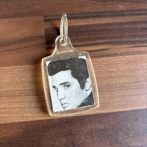 Vintage elvis presley keyring - vintage,