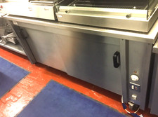 1.6m Hot Cupboard Heated Double Sliding Doors Flat Top Castors Trip Switch