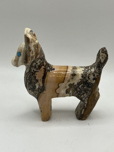 Zuni deer doe fetish - deer,
