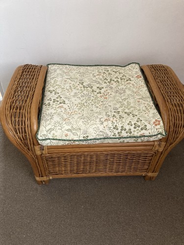 Vintage mid century rattan - vintage,