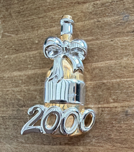 Ciro champagne bottle brooch - bottle,