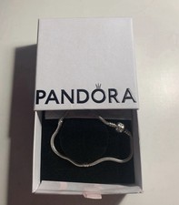 PANDORA 590702HV23 Moments
