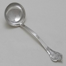 WILLIAM & MARY Design Roberts