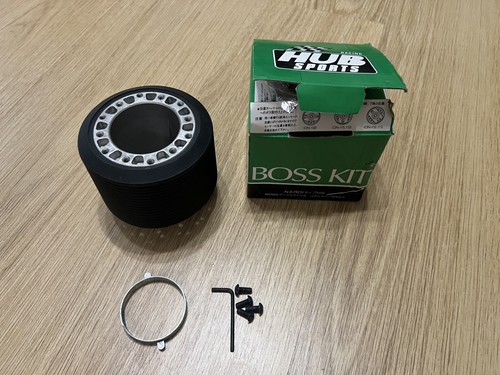 Hub sports steering wheel - sports,