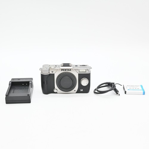 Pentax q10 mirrorless camera - pentax,