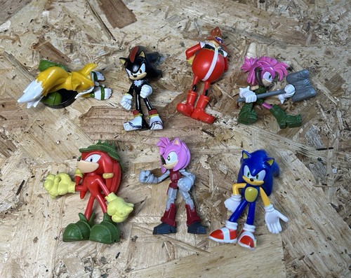 Sonic the hedgehog - hedgehog, and