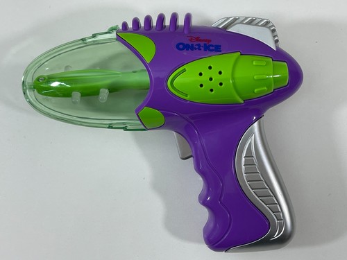 Disney buzz lightyear spinning - disney,