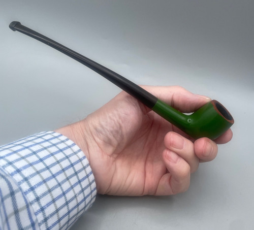 Attractive smoking pipe - attractive,
