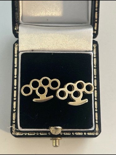 9ct hallmarked gold - gold, knuckle