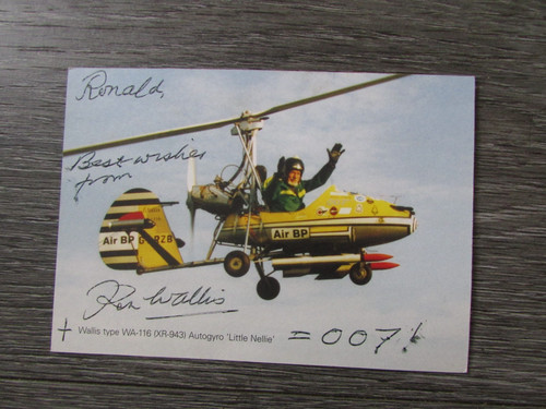 James bond 007 gyrocopter - james,