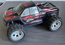 RC monster truck 1:18 WL toys A-979B needs new wheels and controller