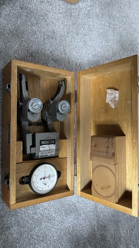 Mercer extensometer measuring - extensometer,
