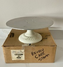 Vintage Wilton Cake Decorating