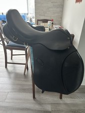 Ideal Grandee Saddle Black, 17.5 Inch Wide