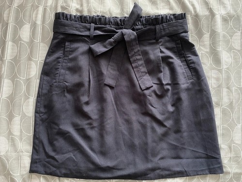 Navy pin strip short - navy,