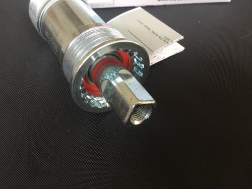 Rpm cartridge bottom bracket - bracket,